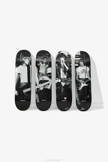 Globe Brand скейтбордове PZ2X238 на сцената Ramones колекционерски комплект колода